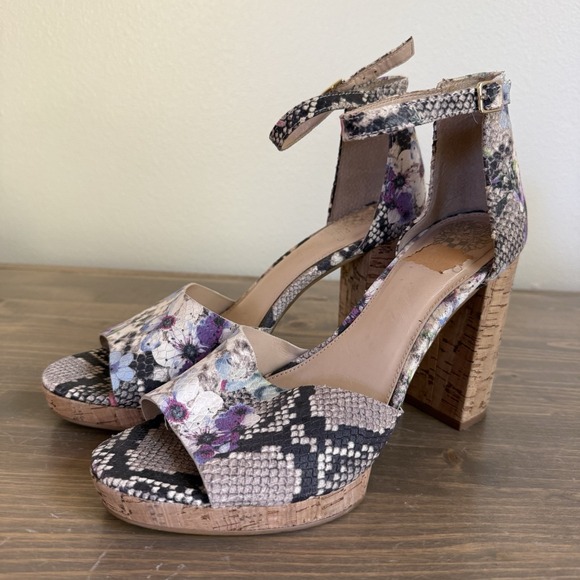 Vince Camuto Shoes - Vince Camuto Womens 10M Floral‎ Reptile Ciestie Cork Platform Heels